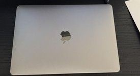 Good
													MacBook Pro 2017 (With Touch Bar) - 13" - I5, Gray, 256 GB, 8 GB, photo 1 of 9