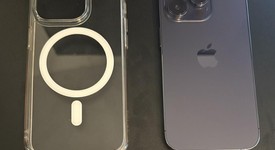 Good
													Apple iPhone 14 Pro - Unlocked Non-US, Black, 256 GB, A2890, photo 2 of 9