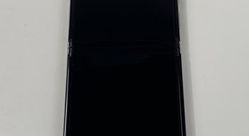 Good
													Motorola Razr (2023) - Unlocked, Pink, 128 GB, 8 GB, photo 2 of 7