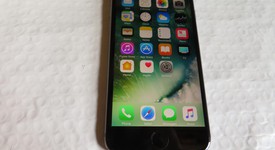 Good
													Apple iPhone 6S - Unlocked, Grey, 32 GB, A1688, photo 1 of 5