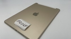 Fair
													Apple iPad 5th Gen - Unlocked, Gold, 32 GB, A1823, photo 1 of 4