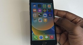Good
													Apple iPhone 8 - Unlocked, Gray, 64 GB, A1905, GSM, photo 3 of 12