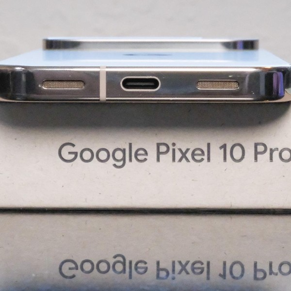 Google Pixel 10 Pro - Unlocked, 256 GB, Jade, GA09887