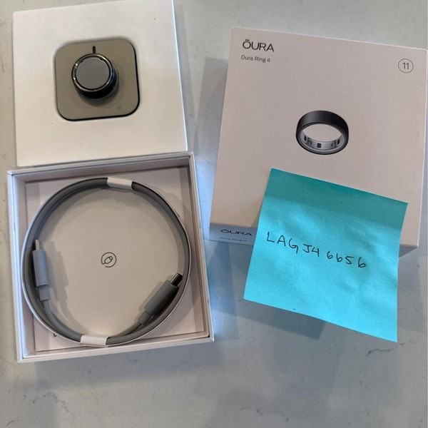 Oura Ring Gen 4 - Stealth, Size 11