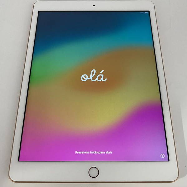 Apple iPad 8th Gen - Wi-Fi, 32 GB, Gold, A2270