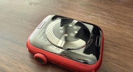 Mint
													Apple Watch Series 6 44mm - Unlocked, Red, A2294 - Cellular, Aluminum, photo 2 of 10