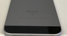 Good
													Apple iPhone SE 1st Gen 2016 - Unlocked, Grey, 64 GB, A1662, photo 4 of 7