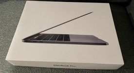 Mint
													MacBook Pro 2018 (With Touch Bar) - 13" - I5, Gray, 256 GB, 8 GB, photo 2 of 25