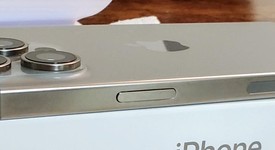 Mint
													Apple iPhone 15 Pro Max - Unlocked, Natural, 256 GB, A2849, photo 4 of 8