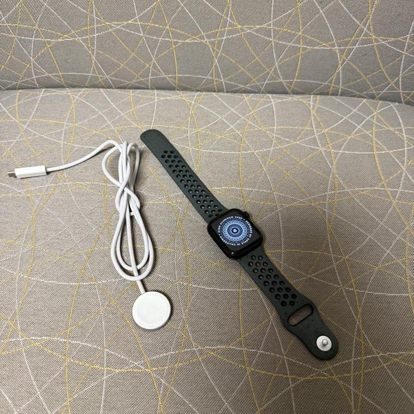 Apple Watch Series 9 41mm - Midnight, A2978 - GPS, Aluminum