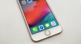 Good
													Apple iPhone 7 - Verizon, Rose Gold, 32 GB, A1660, photo 2 of 12