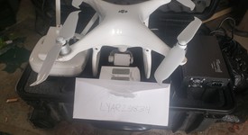 Used
													DJI Phantom 4, photo 3 of 4