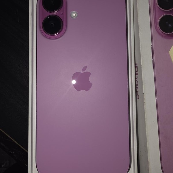 Apple iPhone 16 - Unlocked, 128 GB, Pink, A3081