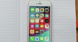 Mint
													Apple iPhone SE 1st Gen 2016 - AT&T, Rose Gold, 64 GB, A1662, photo 2 of 12