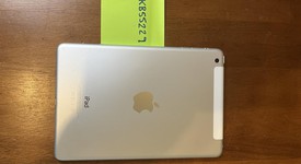 Good
													Apple iPad Mini - Verizon, White, 16 GB, photo 3 of 18
