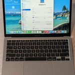 Good MacBook Air 2020 - 13 inch - 256 GB, Gray, 8 GB, Apple M1
