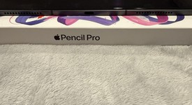 Mint
													Apple iPad Pro 13" (M4) 2024 - Unlocked, Black, 256 GB, 8 GB, A2926, Standard Glass, photo 3 of 8