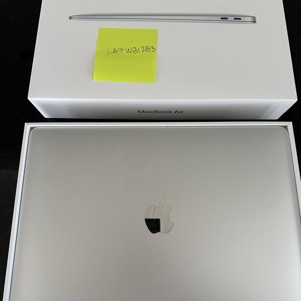 MacBook Air 2020 - 13 inch - 256 GB, Silver, 8 GB, Apple M1
