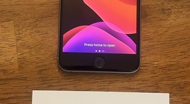 Good
													Apple iPhone 6S Plus - Unlocked, Grey, 16 GB, A1687, photo 1 of 2