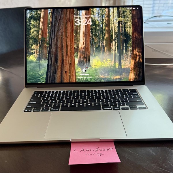 MacBook Air 2025 (M4) - 15 inch - Apple M4, Starlight, 256 GB, 16 GB