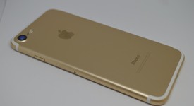 Good
													Apple iPhone 7 - Verizon, Gold, 32 GB, A1660, photo 4 of 9