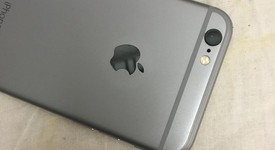 Mint
													Apple iPhone 6S - Unlocked, Grey, 16 GB, A1688, photo 5 of 7