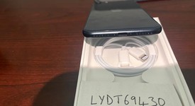 Mint
													Apple iPhone SE 3rd Gen 2022 - Unlocked, Midnight, 64 GB, A2595, photo 5 of 8