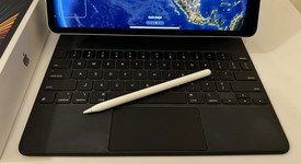 Mint
													Apple iPad Pro 12.9" 5th Gen 2021 - Unlocked, Silver, 512 GB, photo 4 of 6