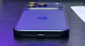 Mint
													Apple iPhone 17 Pro - Unlocked, Deep Blue, 512 GB, A3256, photo 4 of 11