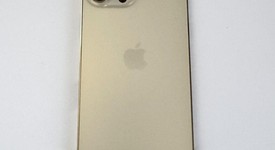 Good
													Apple iPhone 13 Pro Max - Unlocked, Gold, 128 GB, A2484, photo 4 of 13