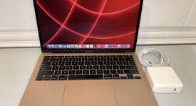 Good
													MacBook Air 2020 - 13" - I5, Gold, 512 GB, 8 GB, photo 3 of 12