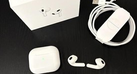 Used
													Apple AirPods 3rd Gen - MagSafe Case, photo 2 of 4