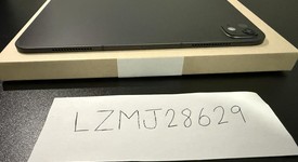 Mint
													Apple iPad Pro 13" (M4) 2024 - Unlocked, Black, 256 GB, 8 GB, A2926, Standard Glass, photo 5 of 8