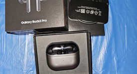 Used
													Samsung Galaxy Buds3 Pro - Silver, photo 3 of 3