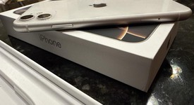 Good
													Apple iPhone 11 - AT&T, White, 64 GB, A2111, photo 5 of 6
