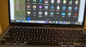 Good
													MacBook Air 2020 - 13" - I3, Gray, 512 GB, 8 GB, photo 4 of 5