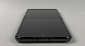 Good
													Motorola Razr Plus (2023) - AT&T, Black, 256 GB, 8 GB, photo 5 of 7