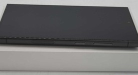 Mint
													Samsung Galaxy S24 Ultra - Unlocked, Black, 256 GB, 12 GB, SM-S928U1, photo 5 of 6
