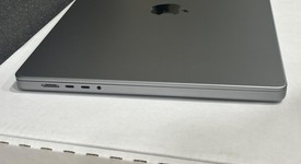 Good
													MacBook Pro 2021 - 16" - Apple M1 Pro 10-core, Gray, 512 GB, 32 GB, photo 5 of 9