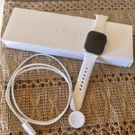 Good Apple Watch Series 10 42mm - Rose Gold, A2997 - GPS, Aluminum