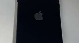 Mint
													Apple iPhone SE 3rd Gen 2022 - T-Mobile, Midnight, 128 GB, A2595, photo 4 of 5