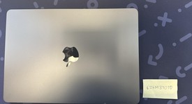 Good
													MacBook Air 2022 - 13" - Apple M2, Gray, 256 GB, 8 GB, photo 1 of 5