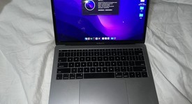 Good
													MacBook Pro 2017 (No Touch Bar) - 13" - I5, Silver, 256 GB, 8 GB, photo 3 of 8