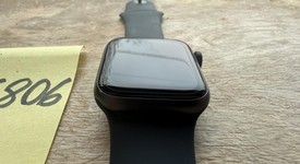 Fair
													Apple Watch SE 1st Gen 40mm - Gray, A2351 - GPS, Aluminum, photo 3 of 12