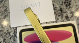 Mint
													Apple iPad 11th Gen - Wi-Fi, Yellow, 128 GB, A3354, photo 5 of 11