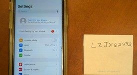 Mint
													Apple iPhone Xr - Unlocked, Blue, 64 GB, A1984, photo 2 of 6