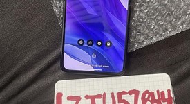 Good
													Motorola Razr Plus (2024) - Unlocked, Navy Blue, 256 GB, 12 GB, photo 3 of 19