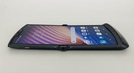 Good
													Motorola Razr 2 5G - T-Mobile, Graphite, 256 GB, 8 GB, XT2071-5, photo 3 of 8