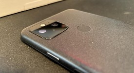 Mint
													Google Pixel 5 - Unlocked, Black, 128 GB, 8 GB, GD1YQ, photo 5 of 17