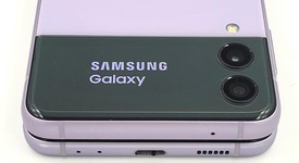 Fair
													Samsung Galaxy Z Flip3 5G - T-Mobile, Lavender, 128 GB, 8 GB, SM-F711U, photo 4 of 9